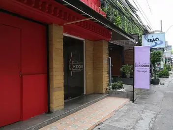 DOKI DOKI Nuru Massage: shopfront