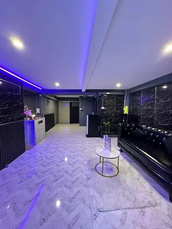Lunar Nuru Massage Bangkok: lobby