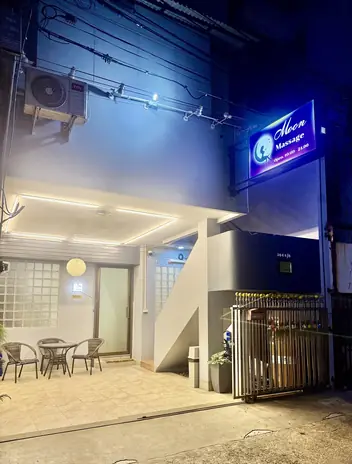 Moon Massage BKK: main photo on Google Maps