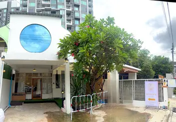 Photo: Google Maps via Google Maps Rina Spa Nuru Massage: main photo on Google Maps