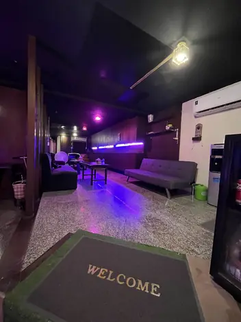 Yummy Massage S33: main photo on Google Maps